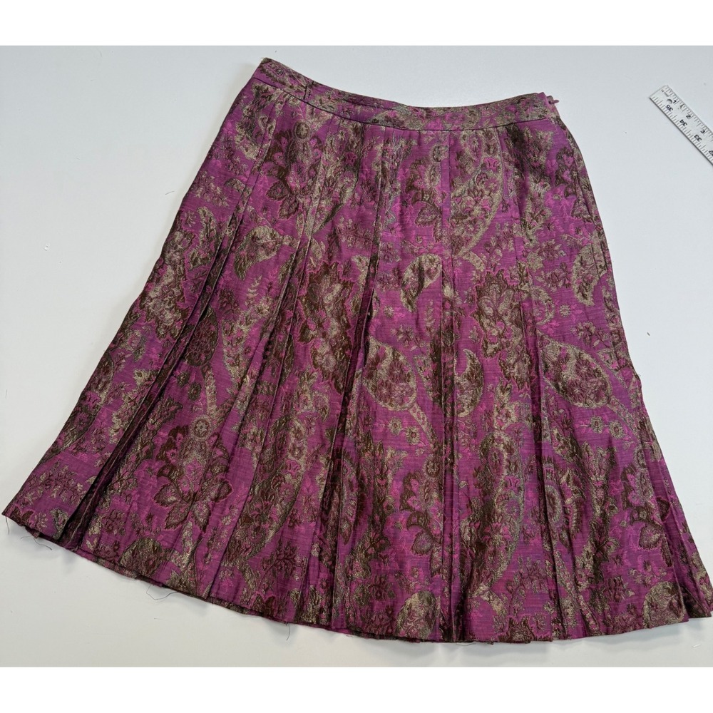 Body by Victoria Purple Bronze Jacquard Brocade Pleated Skirt Size 6 Floral Knee
